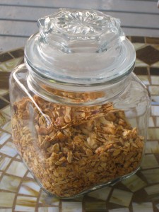 Granola Homemade walnut granola