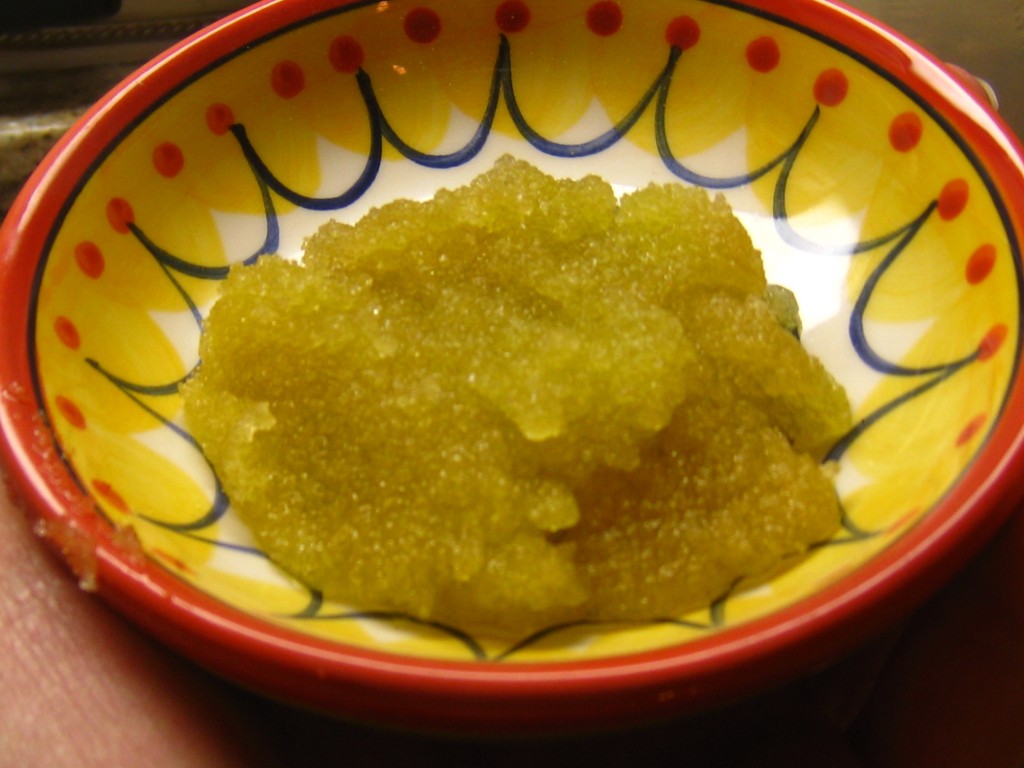 Olive oil and sugar mixture Olive oil and sugar makes a great exfoliant.