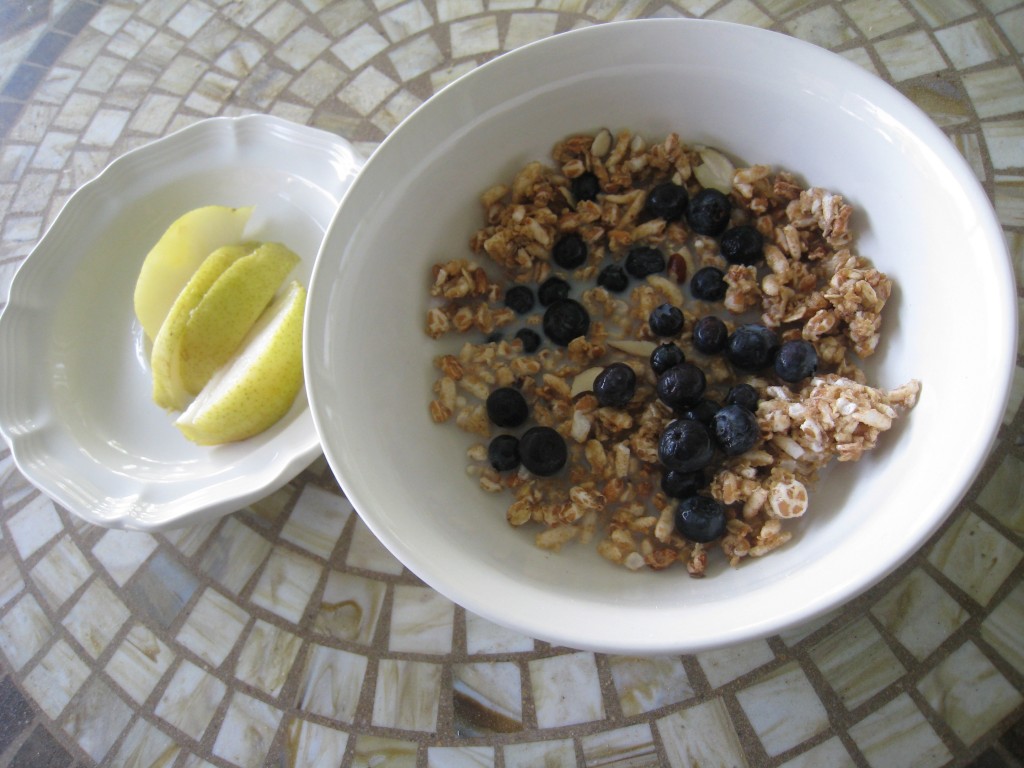 I started my day with Kashi Go Lean Crunch!