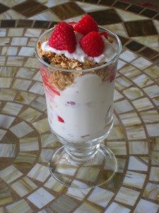 Greek Yogurt Parfait Breakfast - Greek Yogurt Parfait