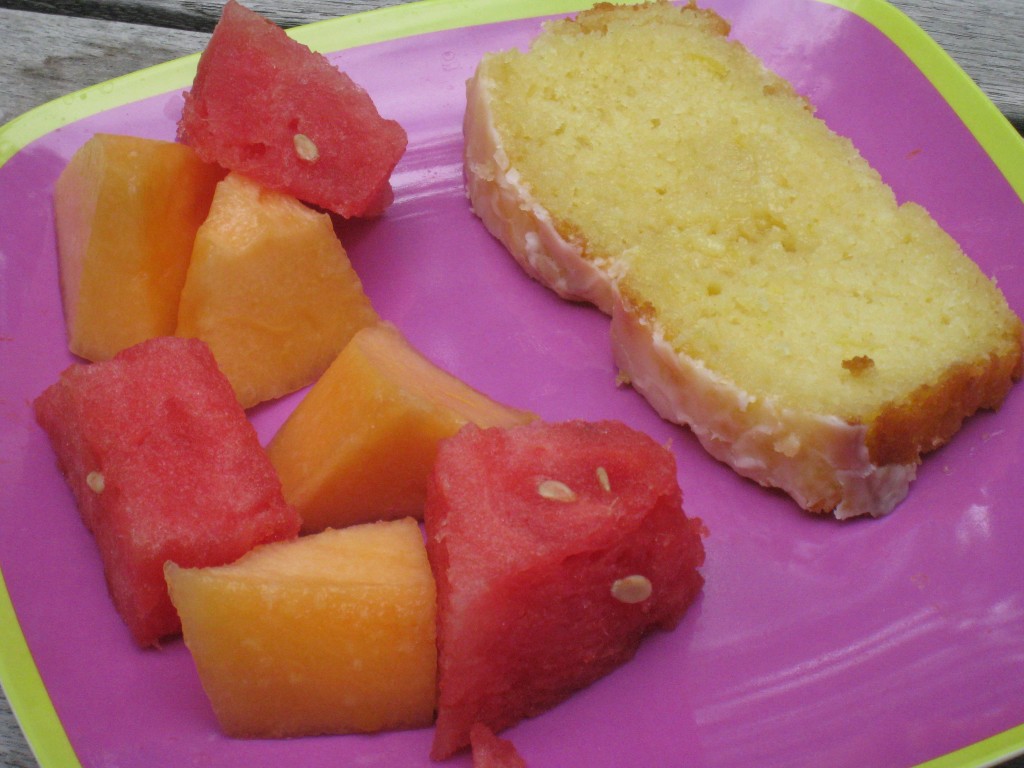 Lemon Cake3 A balance of cake and fruit...