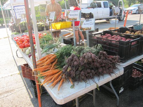 7.14.10 Farmer's Market1